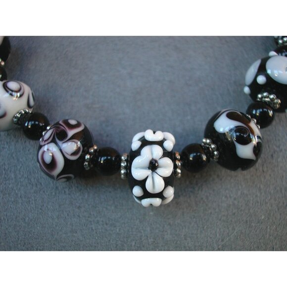 Handcrafted Black & White Artisan Glass Bead Jewelry Set Necklace & Earrings & B - Picture 2 of 5